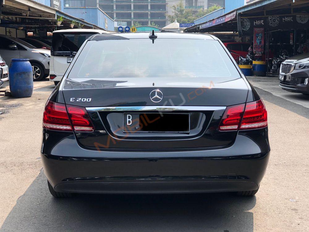 Mobil Mercedes-Benz E-Class 2016