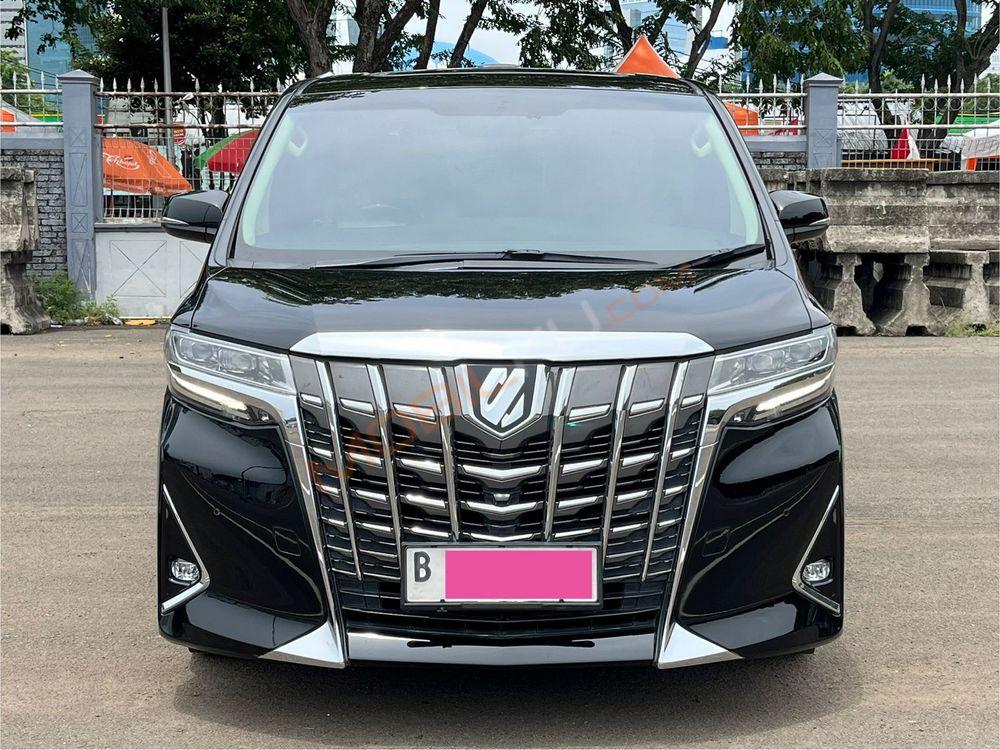Mobil Toyota Alphard 2019
