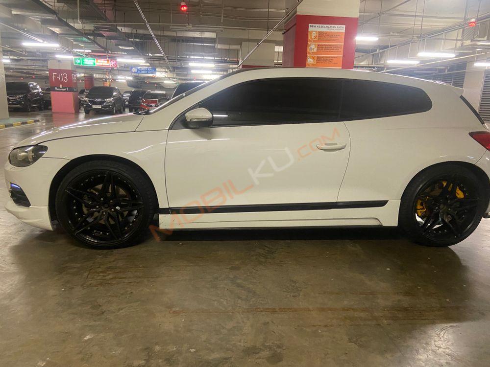 Mobil Volkswagen Scirocco 2012