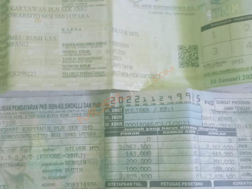 Mobil Toyota Rush 2012