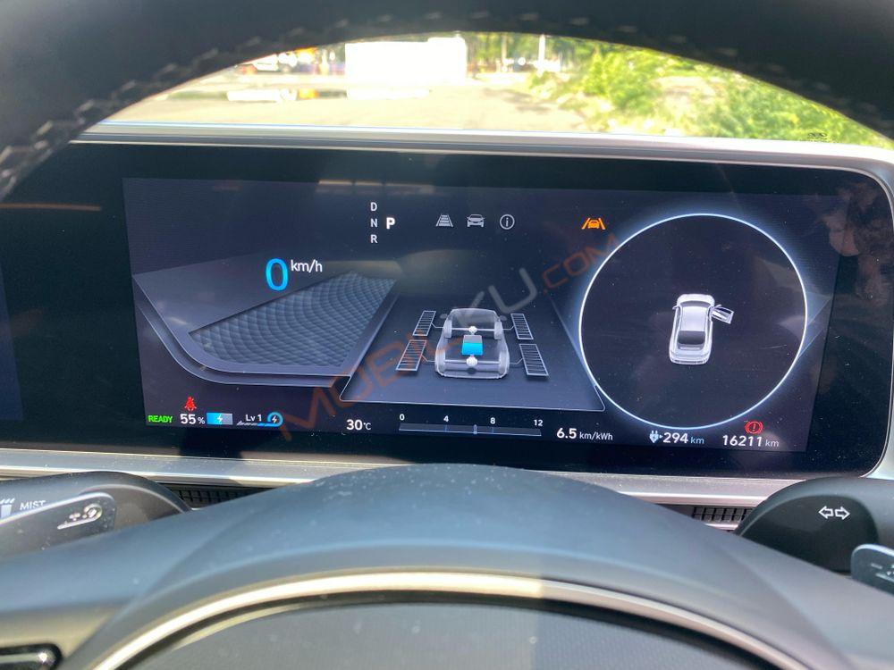 Mobil Hyundai Ioniq 6 2023