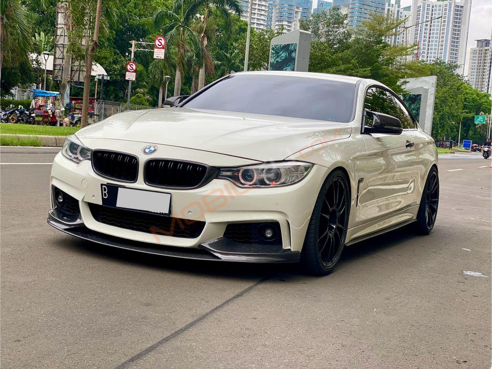 Mobil BMW 4 Series 2015
