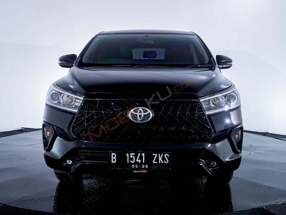 Mobil Toyota Kijang Innova 2021