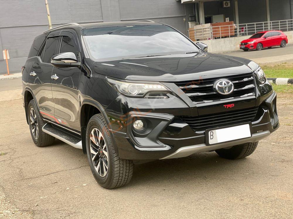 Mobil Toyota Fortuner 2017
