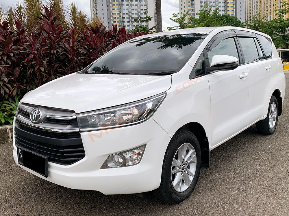 Mobil Toyota Kijang Innova 2019