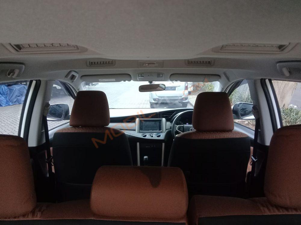 Mobil Toyota Kijang Innova 2017