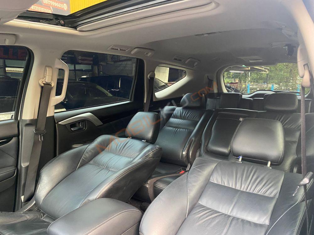 Mobil Mitsubishi Pajero Sport 2022