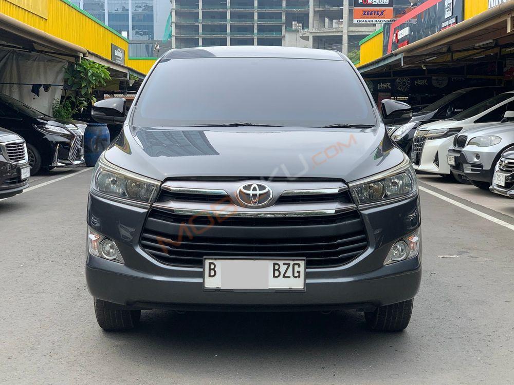 Mobil Toyota Kijang Innova 2017