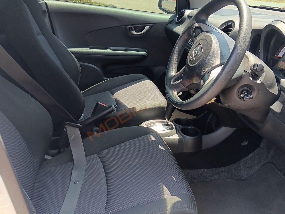 Mobil Honda Brio 2016