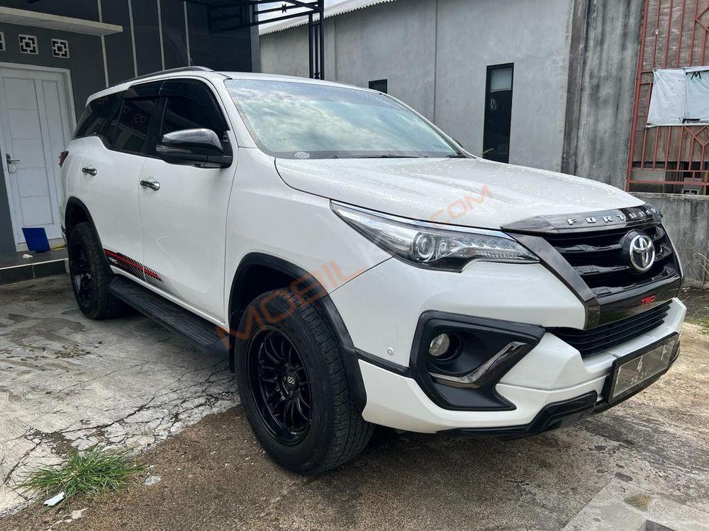 Mobil Toyota Fortuner 2019