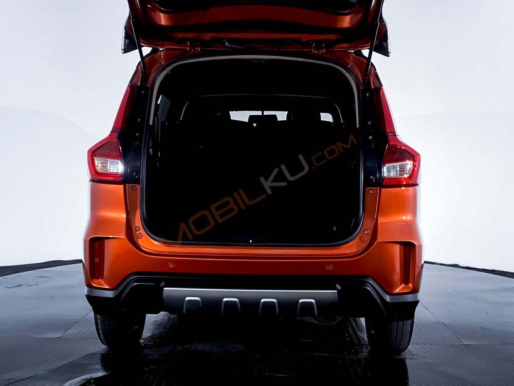 Mobil Suzuki XL7 2023