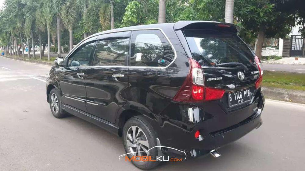 Mobil Toyota Avanza 2017