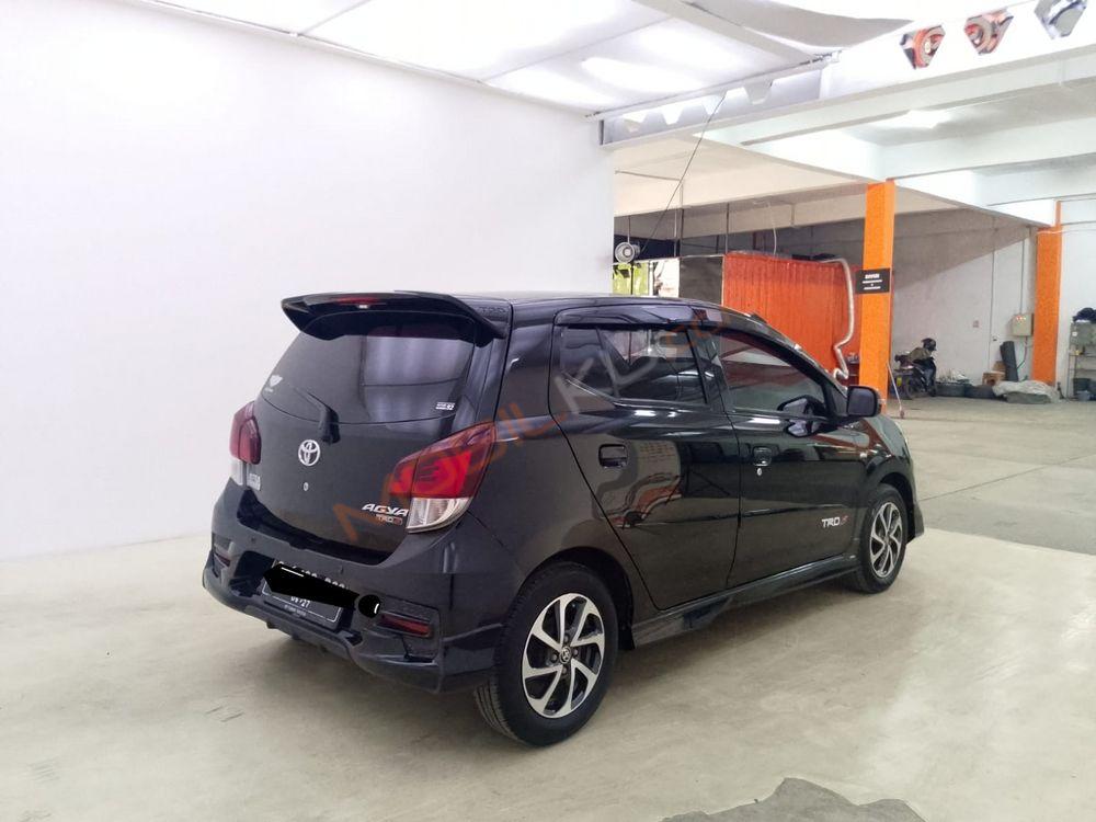 Mobil Toyota Agya 2017