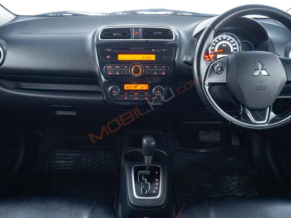 Mobil Mitsubishi Mirage 2016
