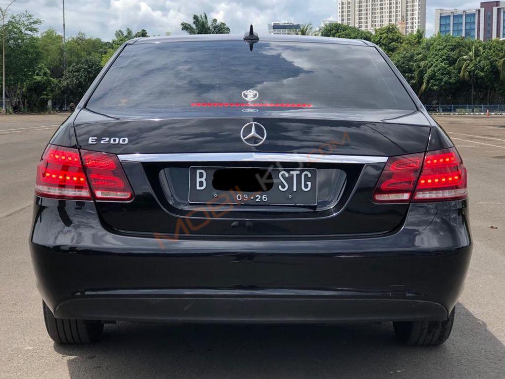 Mobil Mercedes-Benz E-Class 2016