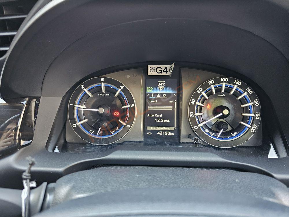 Mobil Toyota Kijang Innova 2022