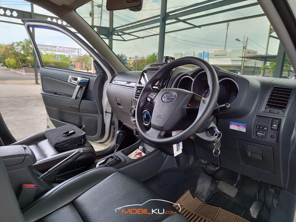 Mobil Daihatsu Terios 2016