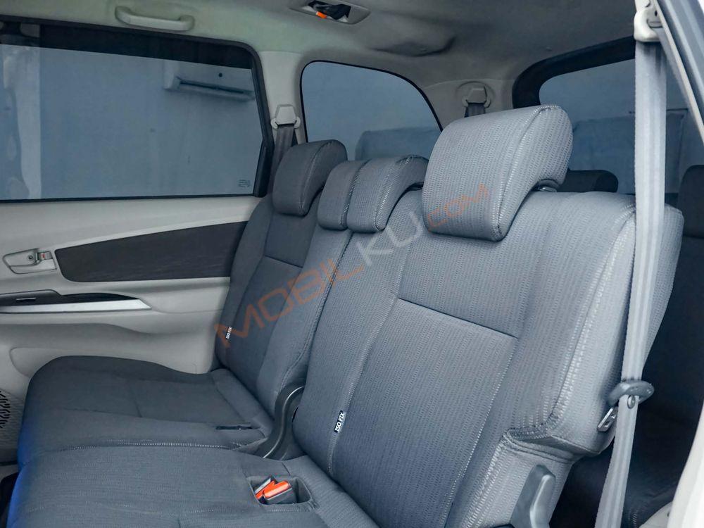 Mobil Toyota Avanza 2021