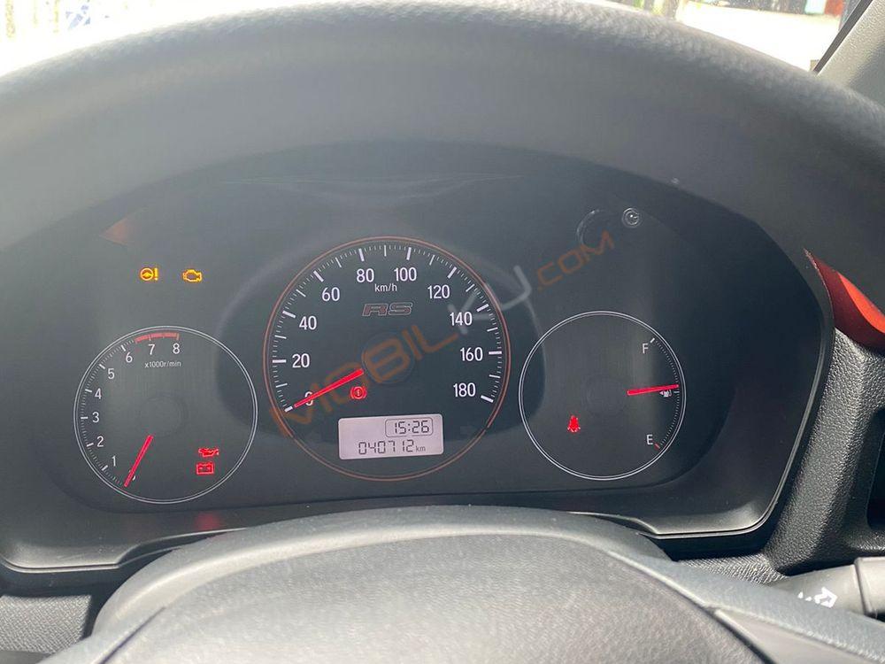 Mobil Honda Brio 2019