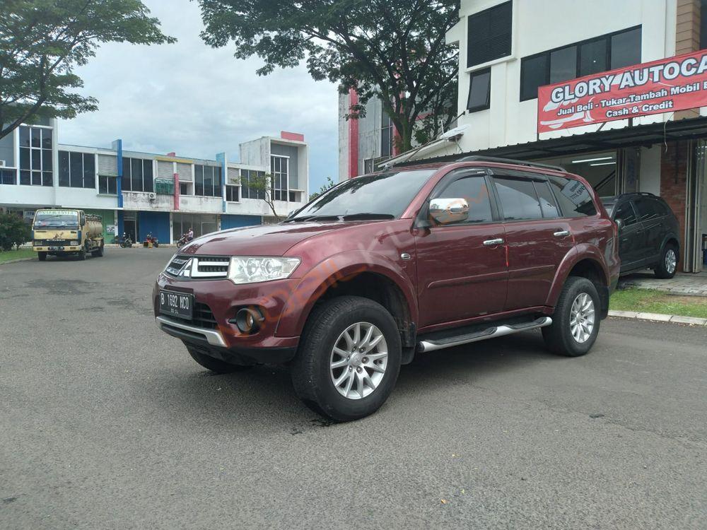 Mobil Mitsubishi Pajero Sport 2014