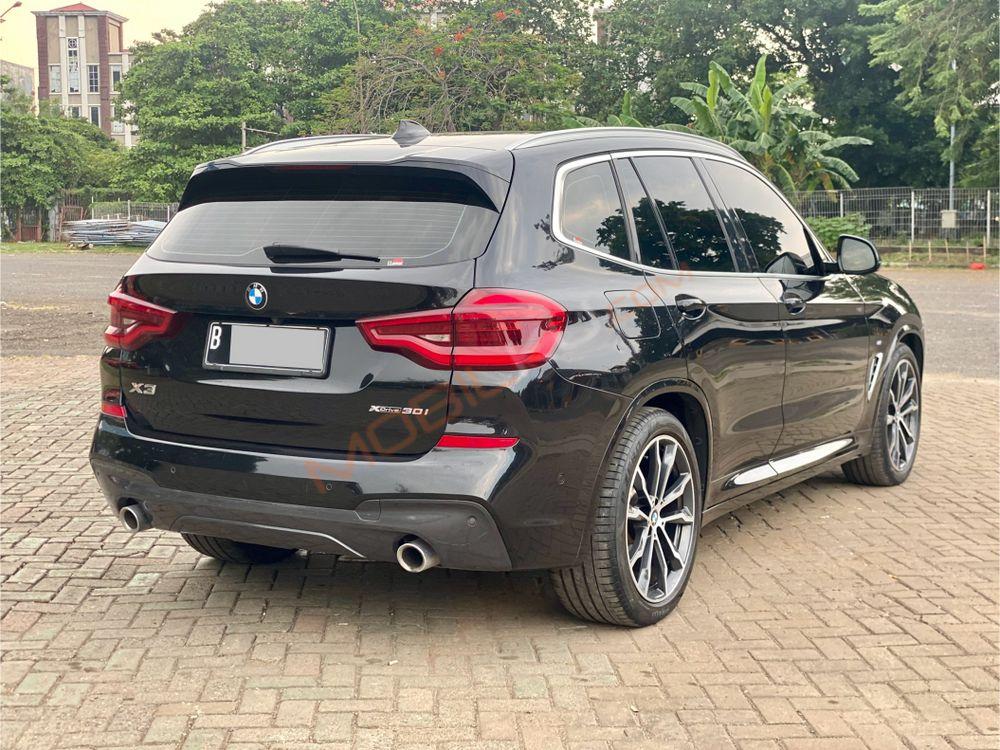 Mobil BMW X3 2021