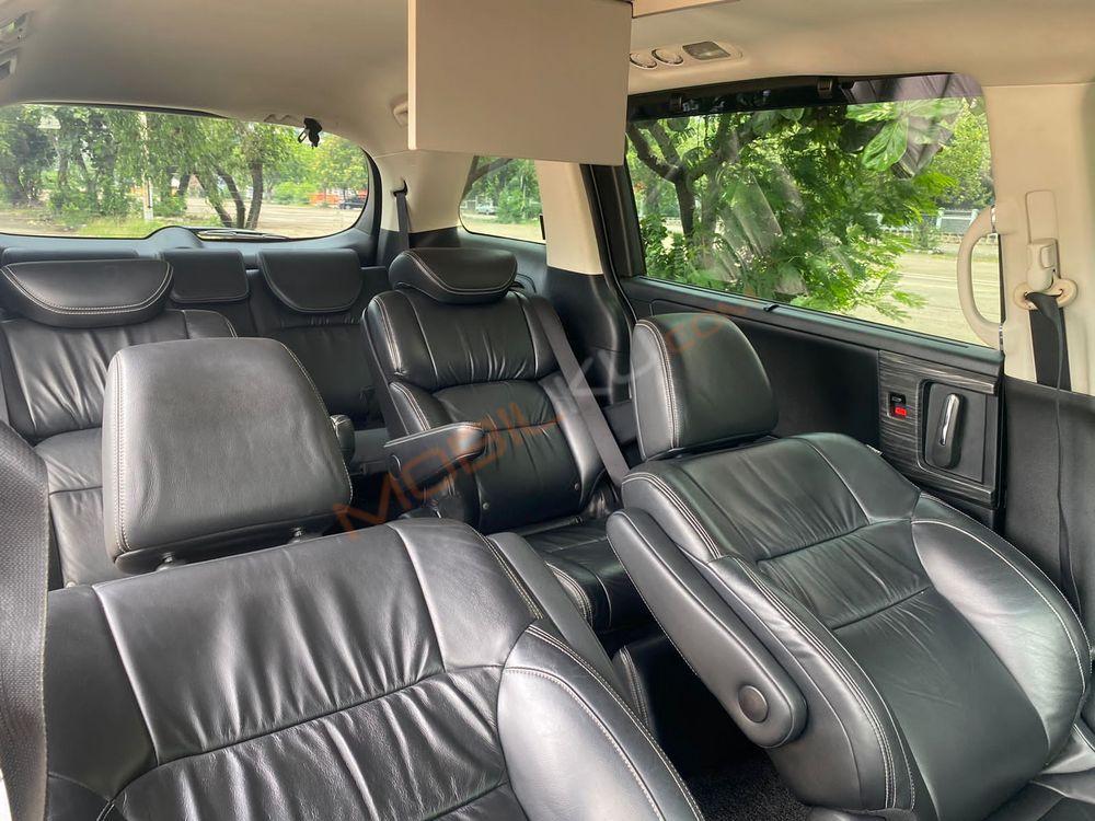 Mobil Honda Odyssey 2015