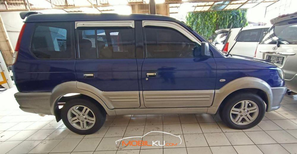 Mobil Mitsubishi Kuda 2005