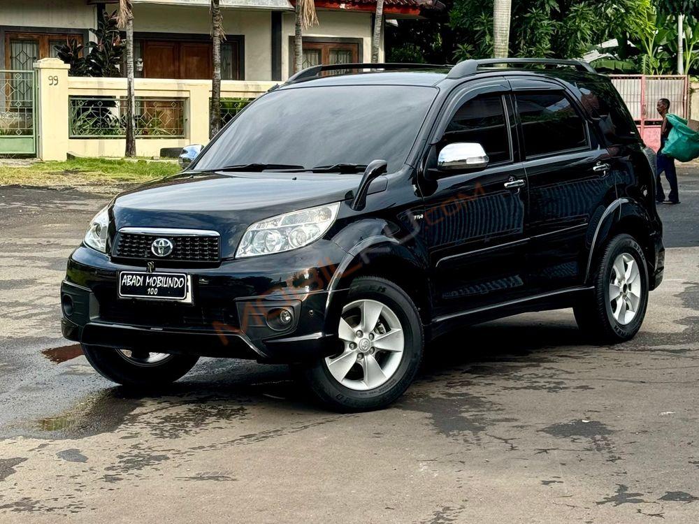 Mobil Toyota Rush 2014