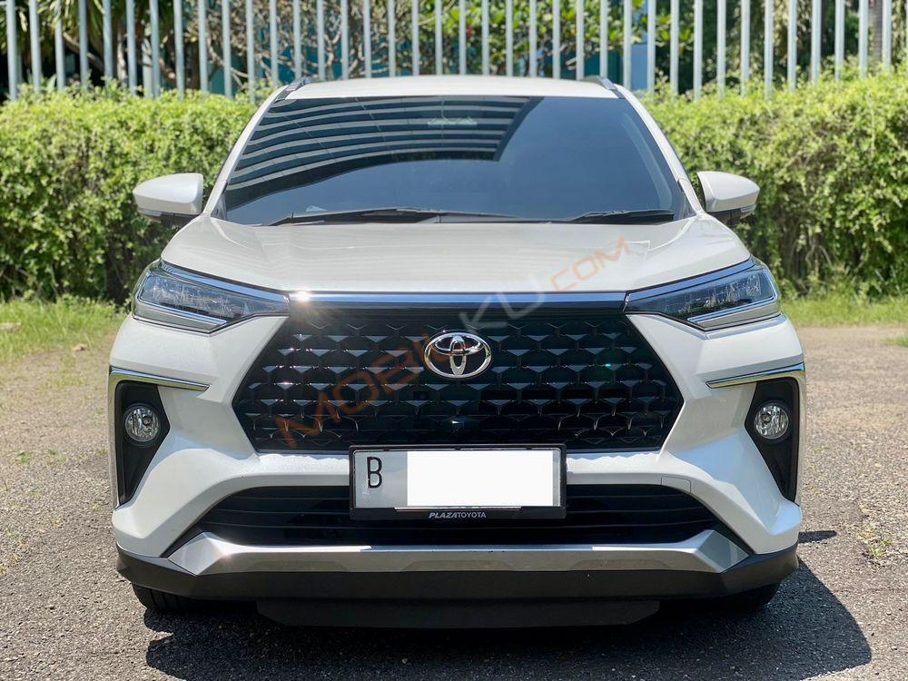 Mobil Toyota Veloz 2022