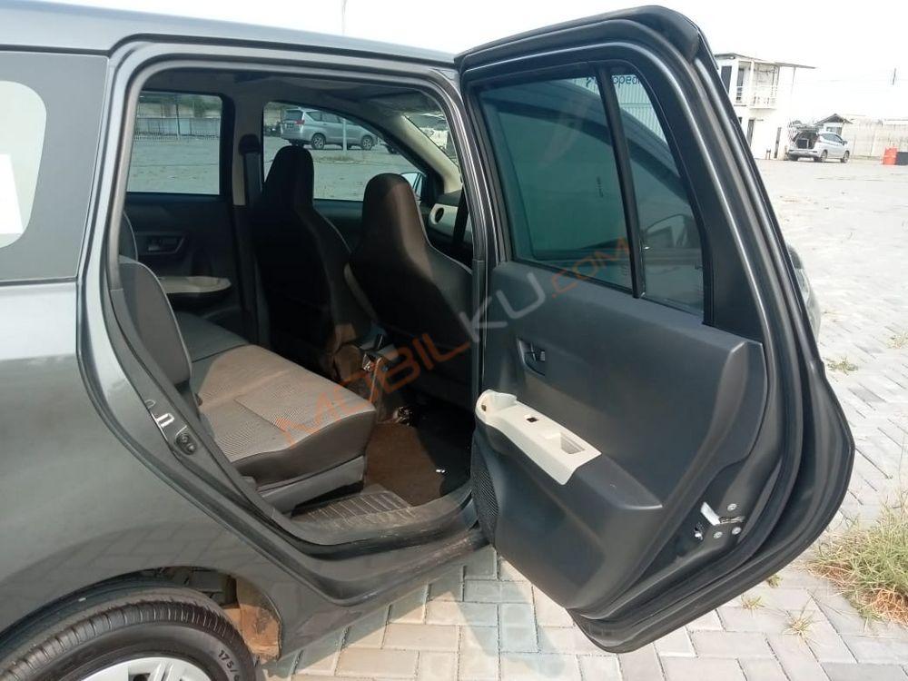 Mobil Daihatsu Sigra 2022