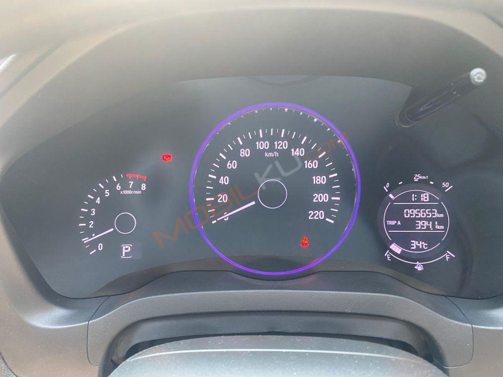 Mobil Honda HR-V 2016