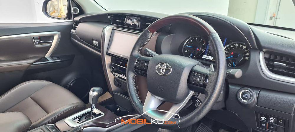 Mobil Toyota Fortuner 2018
