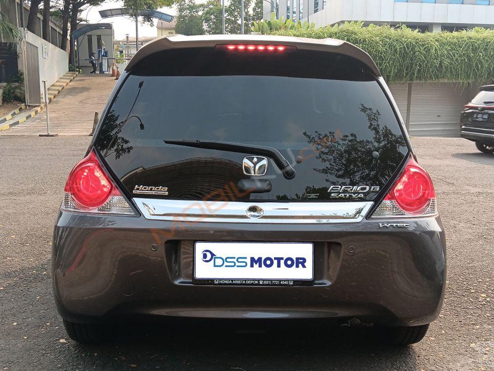 Mobil Honda Brio 2018