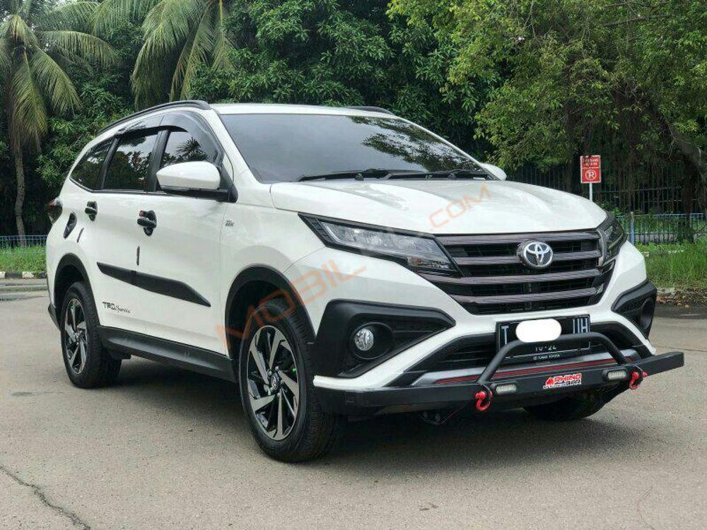 Mobil Toyota Rush 2019