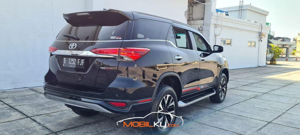 Mobil Toyota Fortuner 2018