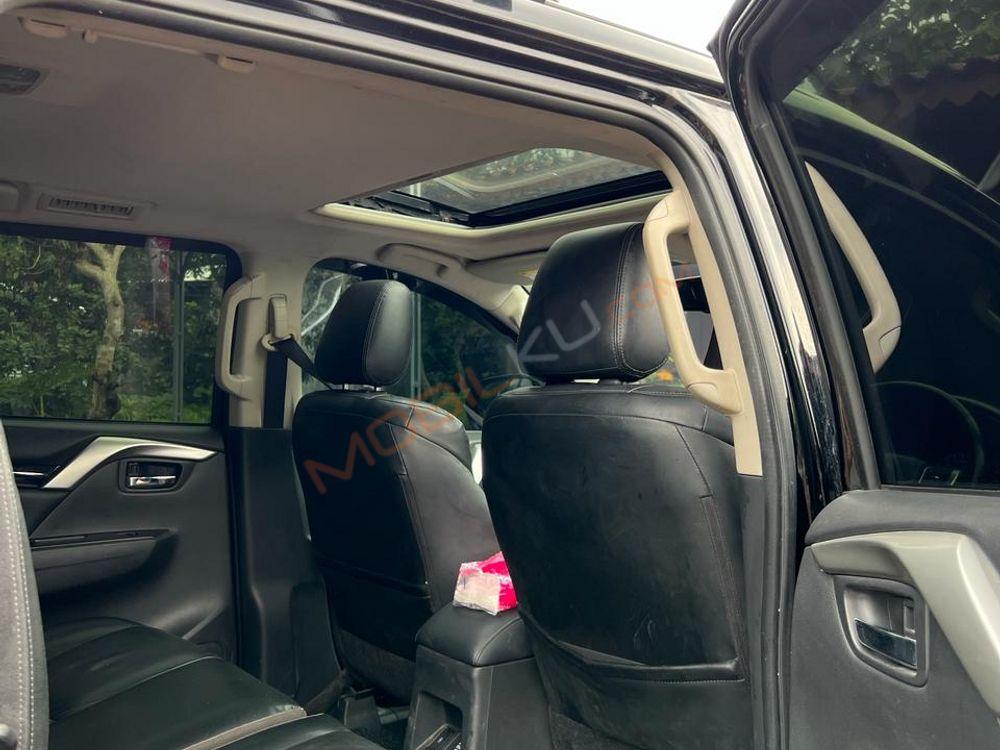 Mobil Mitsubishi Pajero Sport 2021