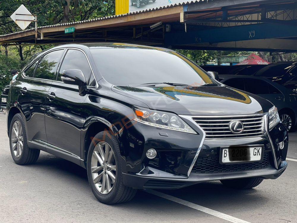 Mobil Lexus RX 2014