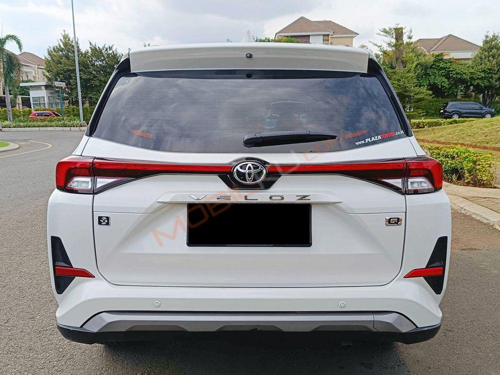 Mobil Toyota Veloz 2023