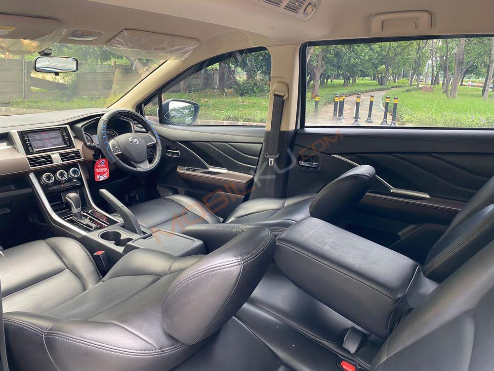 Mobil Nissan Livina 2019