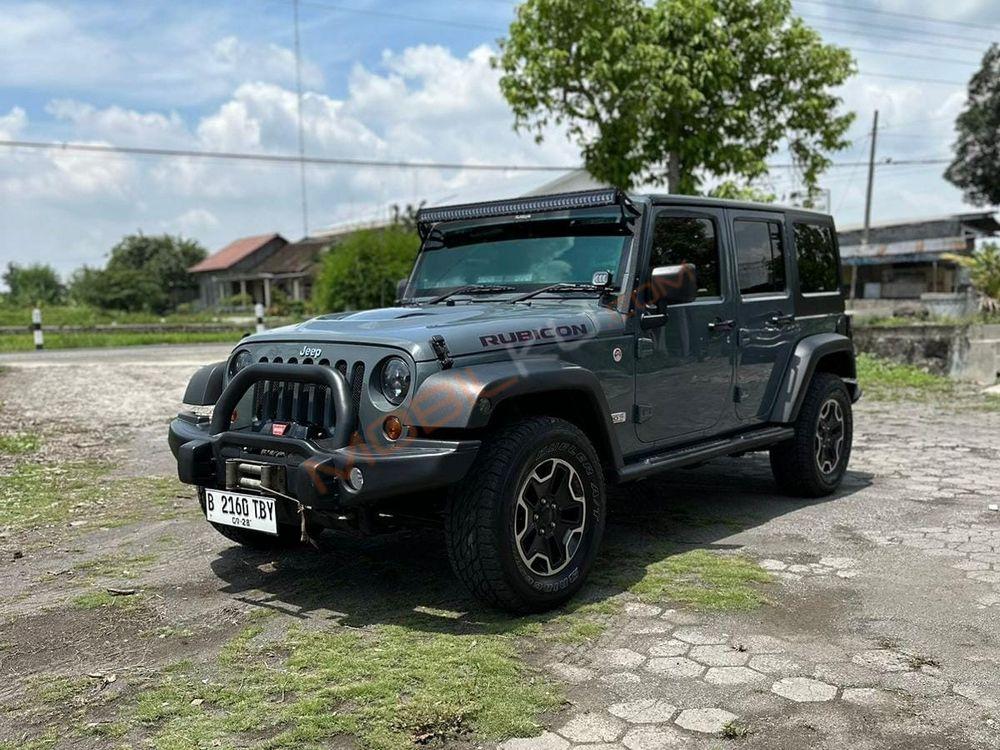 Mobil Jeep Wrangler 2013