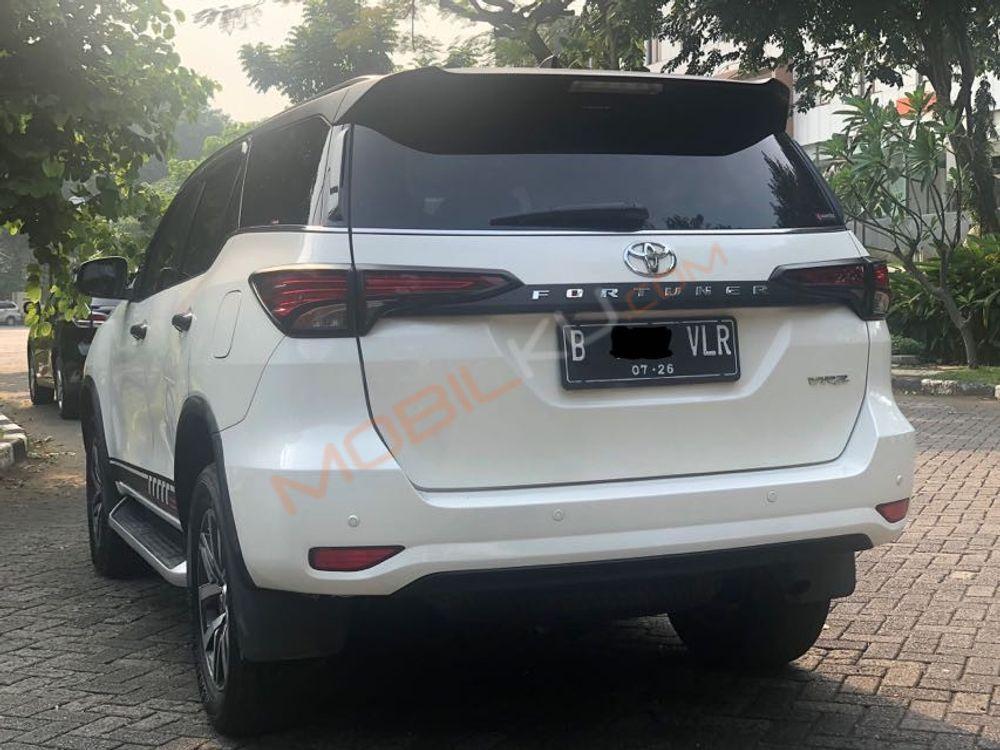 Mobil Toyota Fortuner 2016