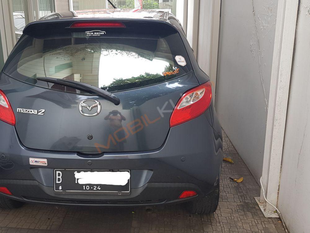 Mobil Mazda 2 Hatchback 2013
