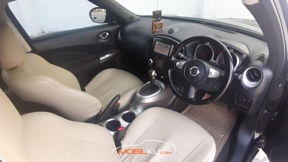 Mobil Nissan Juke 2014