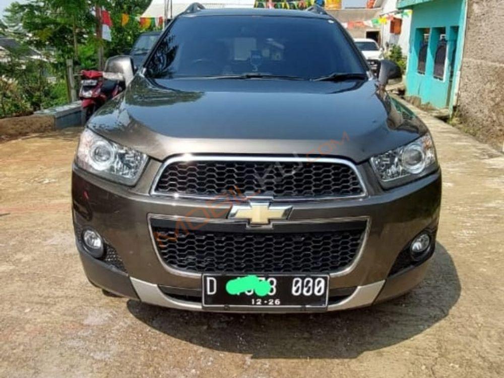 Mobil Chevrolet Captiva 2011