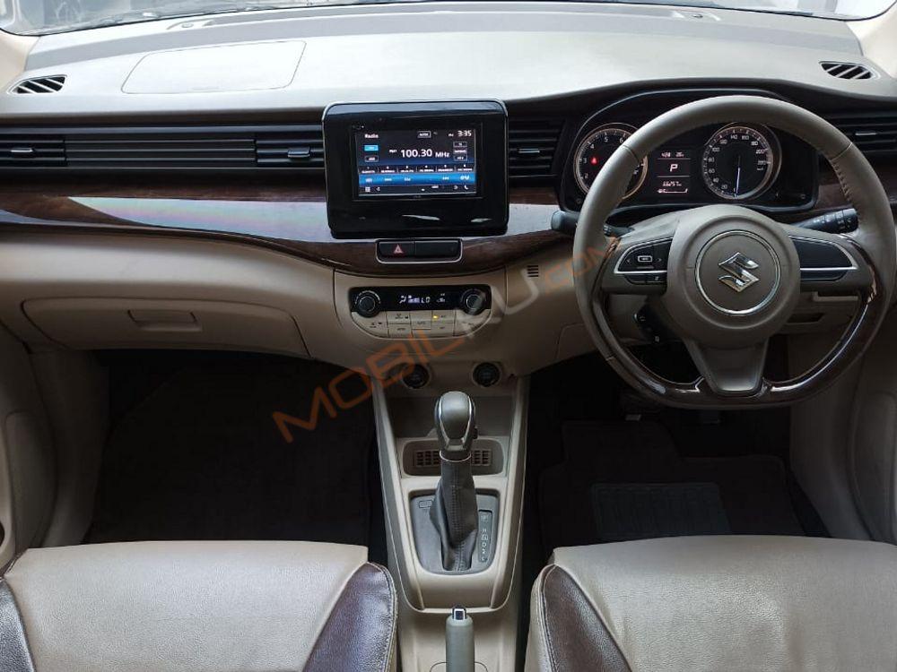 Mobil Suzuki Ertiga 2019