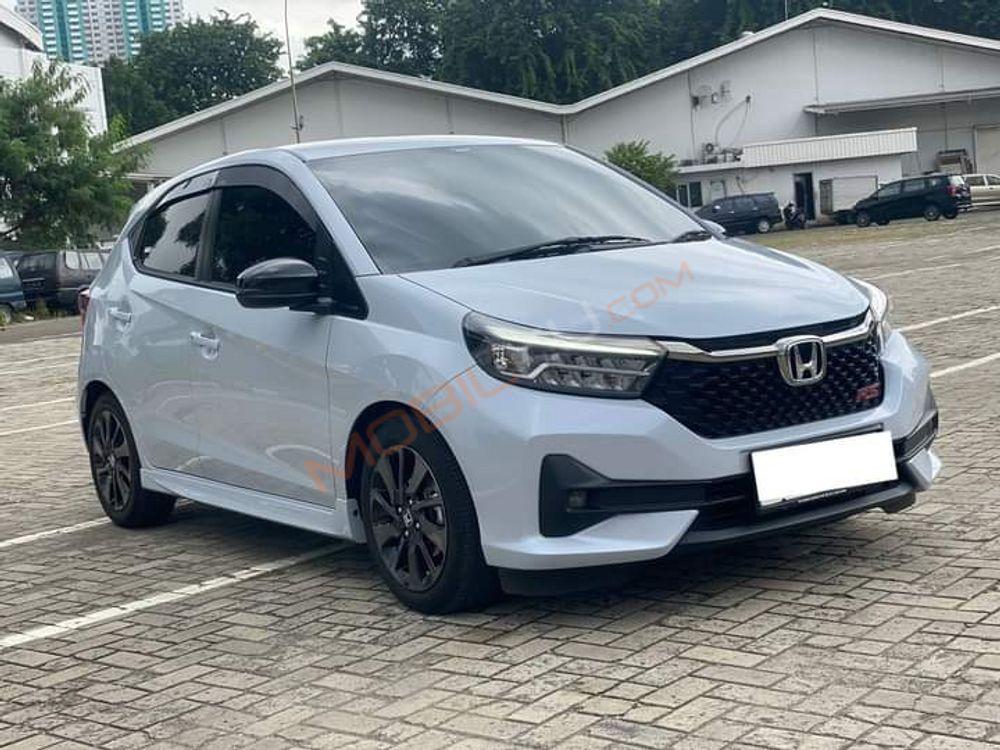 Mobil Honda Brio 2023