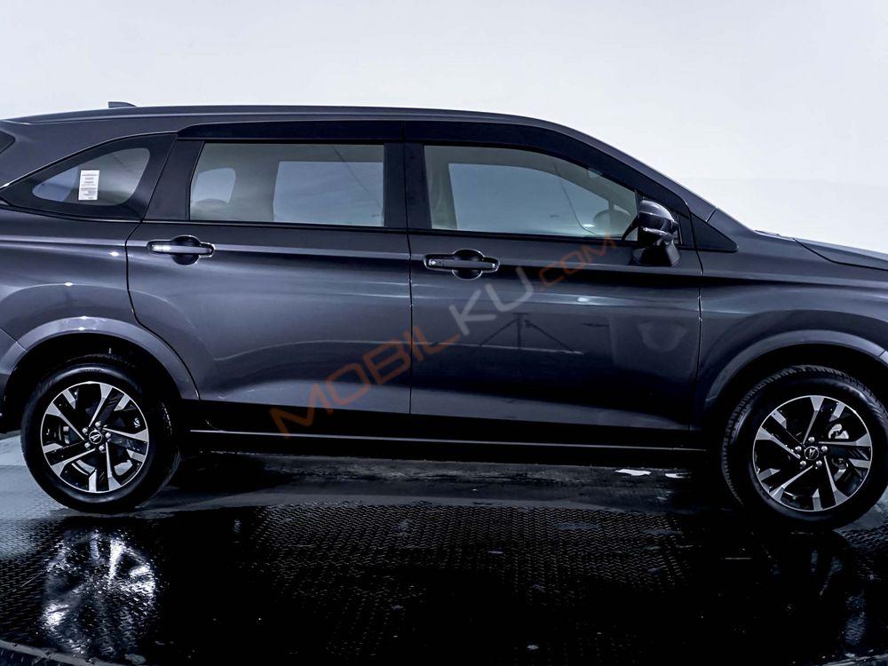 Mobil Daihatsu Xenia 2023