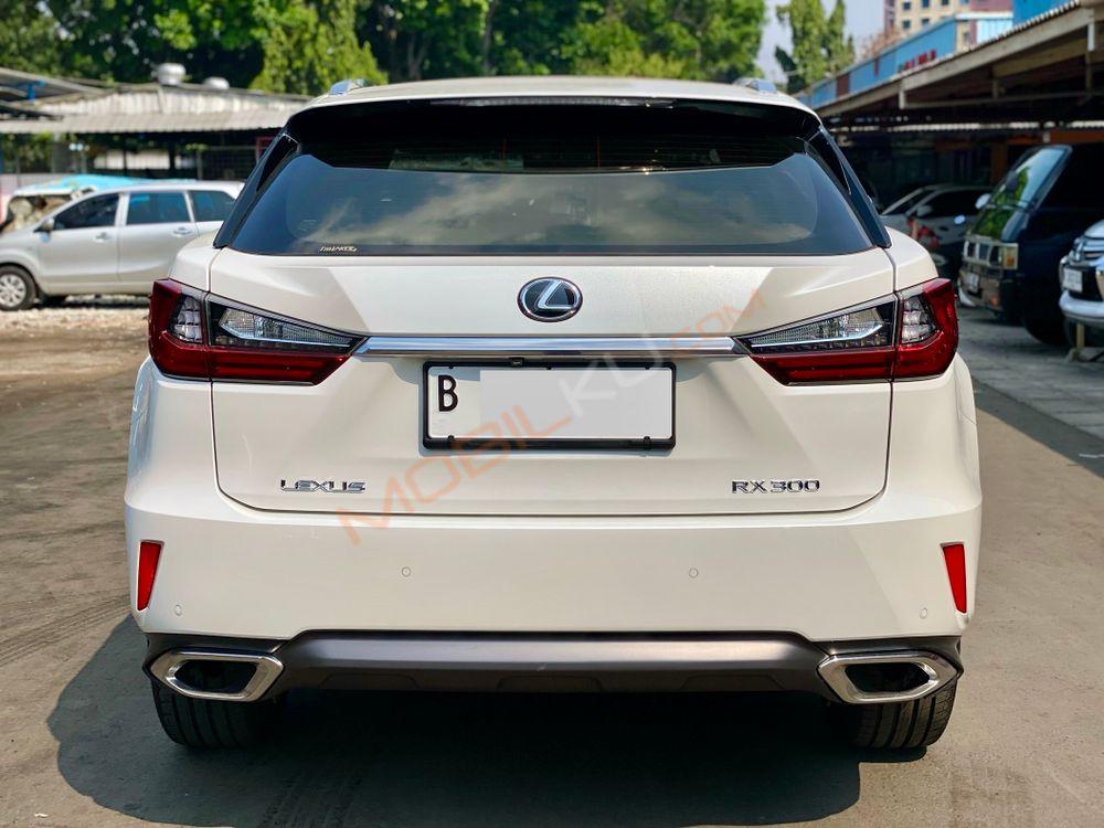 Mobil Lexus RX 2018