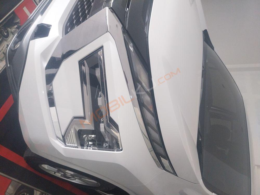 Mobil undefined undefined undefined