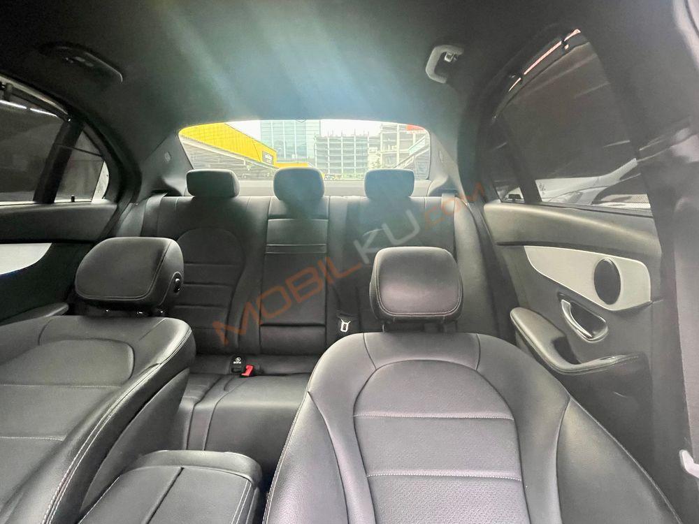 Mobil Mercedes-Benz C-Class 2018